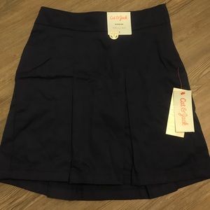 Cat and jack size 8 adjustable skirt